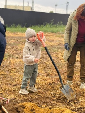 Экологическая акция &quot;Сажаем будущее вместе“ в молодежном парке «Ноосфера»