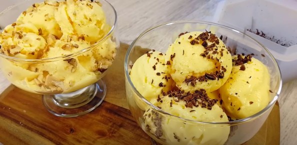 Лето на вкус: как приготовить сливочное мороженое без сливок