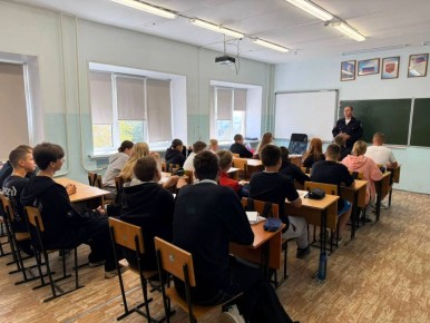 Сотрудниками Госавтоинспекции Отдела МВД России по Городищенскому району, проводят активную профилактическую работу в образовательных учреждениях района